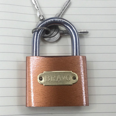 Manufacturers supply large round blade padlock cross key anti-rust anti-theft can be customized drawer lock cabinet lock