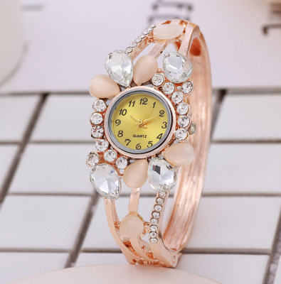 Aliexpress hot style watch with rose gold diamond-encrusted ladies bracelet watch quartz watch ladies bracelet watch who