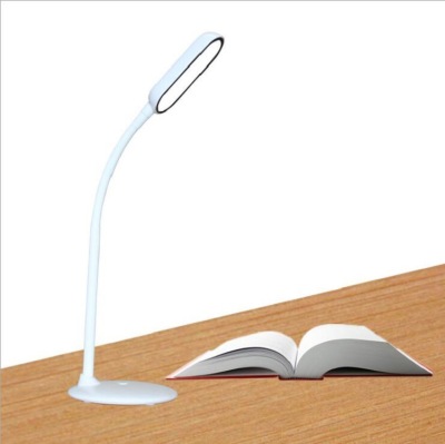 Students learn to read a desk lamp with simple modern bedroom lamp