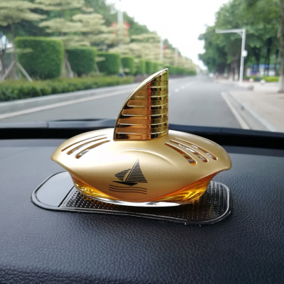 Creative Car Perfume 80ml Large Capacity High-End Deodorant Car Ornament Car Air Outlet Aromatherapy Decoration