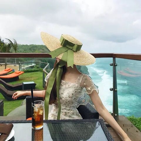 傲慢与偏见vintage造型系带麦秆平顶超大檐草帽 18ss