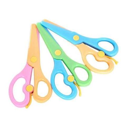 Yangjiang manufacturers direct student scissors, stationery scissors, spring scissors, safety scissors