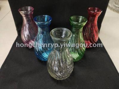 Manufacturers direct production of exquisite small twisted vases transparent spray 11.5*6