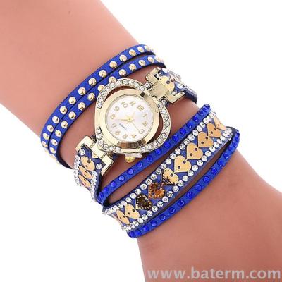 2019 new fashion twine triple heart dial multi-layer ladies bracelet watch long strap watch