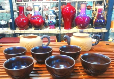 The new 8-head zisha tea set is fired at a high temperature of 1300 degrees in jingdezhen