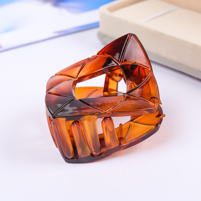 Korean Fashion Acrylic Hair Jaw Clip Geometric Women's Transparent Barrettes Solid Color Updo Hair Accessories One Piece Dropshipping