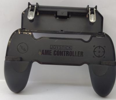 Mobile game controller