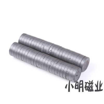 Manufacturers direct circular ferrite magnet sheet ordinary black magnet