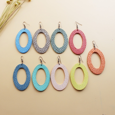 Spotted double-sided oil edge leather hollow out oval drop leaf PU jewelry