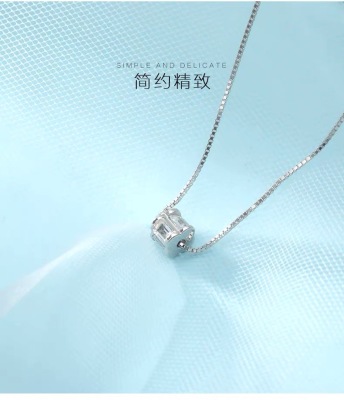 The S925 pure silver web celebrity necklace lady Korean simple personality clavicle chain niche design sen department fashion temperament brand
