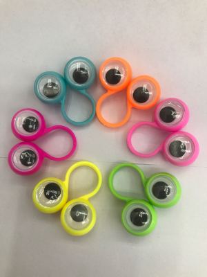 The Children 's colored eye rings