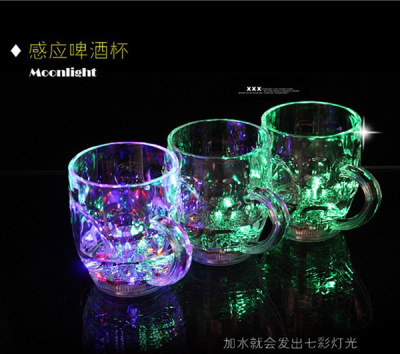 Bar KTV styles luminescent water glass colorful LED cup in the case of water glaring dazzle color beer glass