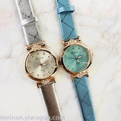 New lady bright leather personality mesh embossed quartz watch