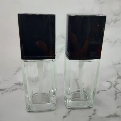 A set of 30ml emulsion essence foundation glass bottle square bottle can be customized logo color
