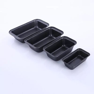 A variety of high-quality clay baking tray