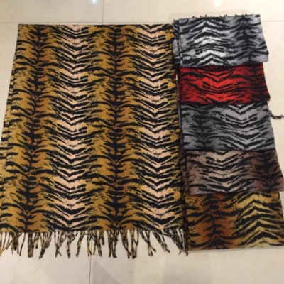 European and American popular animal stripe tiger stripe long beard scarf in autumn/winter 2019