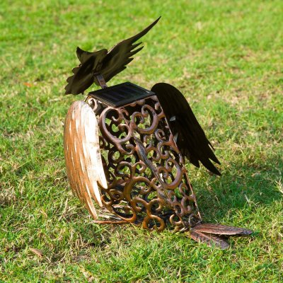 New solar energy owl LED owl display lamp outdoor courtyard garden iron crafts