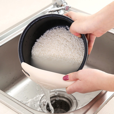 Kitchen rice spoon household use does not hurt the small tool to wash rice by hand