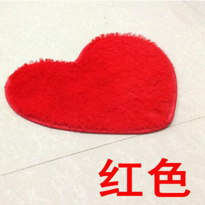 Manufacturer wholesaling silk wool lovely heart shape ground mat porch feel mat mat mat living bedside carpet bedroom carpet