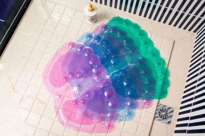 New fashion non-slip bathroom mat PVC bathroom shower mat color point ball massage pad bath mat wholesale
