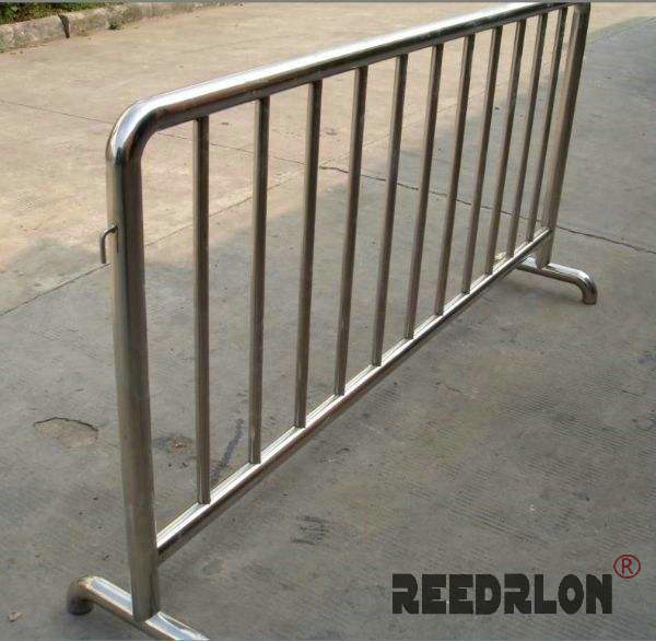 83不锈钢移动铁马 商场酒店临时围挡