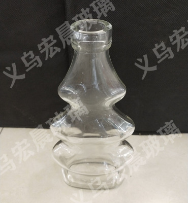 Manufacturers direct pine glass bottles Christmas tree glass bottles multi-capacity glass bottles