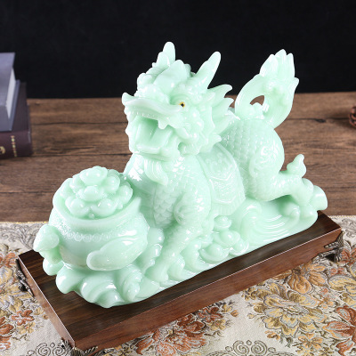 Qilin zhaocai exquisite display shop opening gifts living room desk decoration resin crafts wholesale