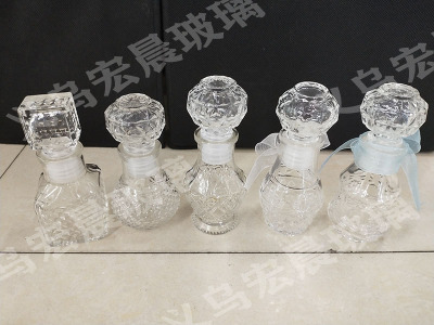 Manufacturers direct delicate 100ml glass small bottle glass decoration a variety of styles of glass bottles