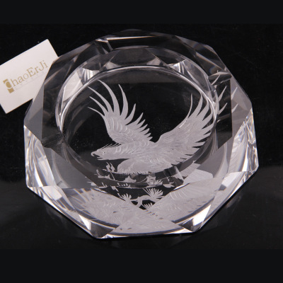 Octagonal deep carved crystal ashtray decoration customized hand - carved k9 material ashtray wholesale fashion personalized gift
