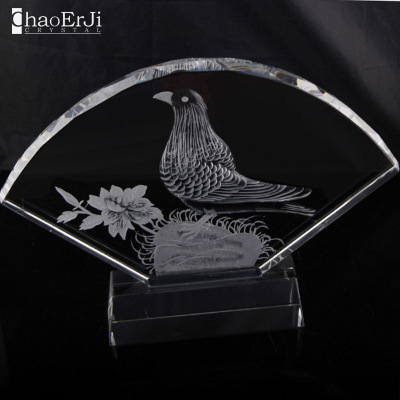 The factory supplies fan k9 crystal handicraft to place individual character design custom fashion gift to how The design