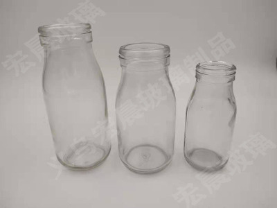 The manufacturer directly sells 200mL 250ml Screw Cap Glass milk bottle Beverage bottle Glass yogurt bottle