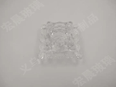 Manufacturers direct high - grade crystal glass candle table style of various glass candle table