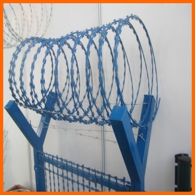 High Quality PVC coated galvanized barbed wire 