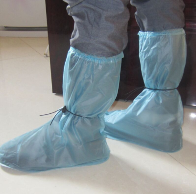 Slip - proof the rainproof and waterproof shoe cover PVC long tube fashion shoe cover Slip mantra and wear - resistant sole binding with 10 silk rain shoe cover