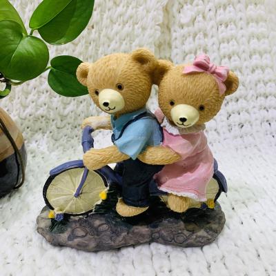 Bear resin doll resin wedding gifts
