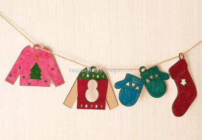 Wooden Christmas decorations can draw blank Christmas tree ornaments children DIY crafts sweater wood chips