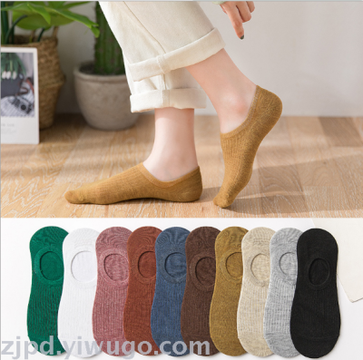 Spring and summer new socks women shallow mouth Japanese pure color take out a silica gel slip invisible boat socks for 