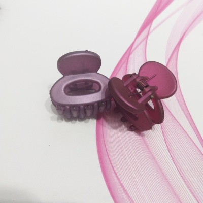 New round color claw clip environmental protection is not easy to break popular hairpin hea
