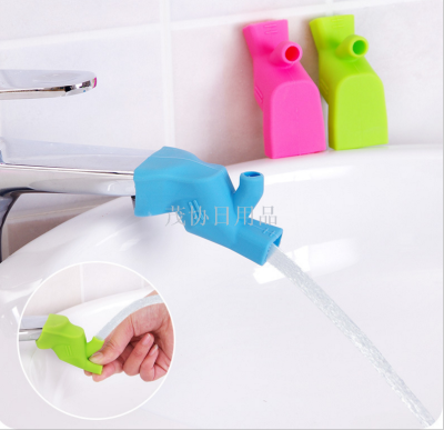Dual-use children's aid guide sink high elastic faucet extension baby hand washing device extension