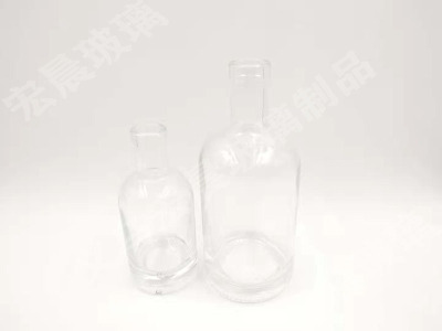 Manufacturer direct selling glass bottle vodka glass bottle liquor glass bottle