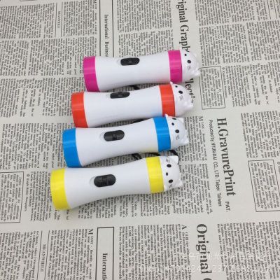 New Fashion Kitten Head Plastic Handle Flashlight Cute Children's Toy Flashlight 2 Yuan Shop Stall Hot Sale