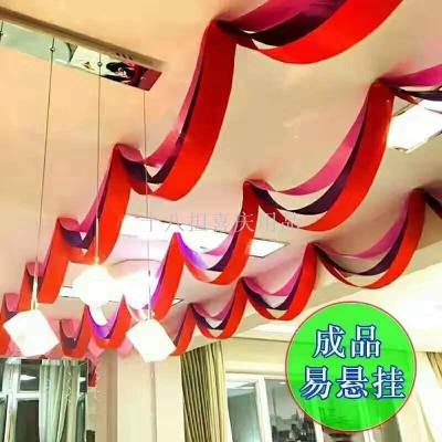 The opening ceremony of The shop is decorated with ceiling decorating of gold and jewelry shops