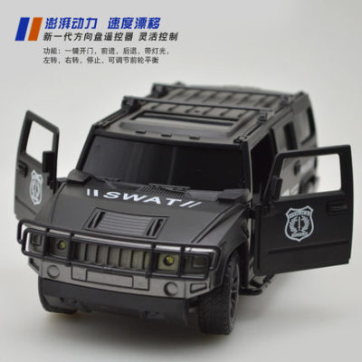 Novelty toys 1:18 induction five-way remote control car one button door hummer suv with lights children's electric toys