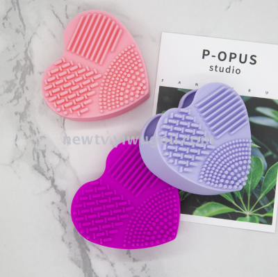 Heart-Shaped Pad for Washing Brush Heart-Shaped Brush Cleaning Egg Silicone Heart-Shaped Makeup Brush Cleaner Silicone Heart-Shaped Brush Washing Tool