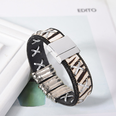 2019 New AliExpress Hot Sale Diamond-Encrusted Magnetic Buckle Bracelet Creative Personal Korean Style Striped Bracelet Hipster Accessories