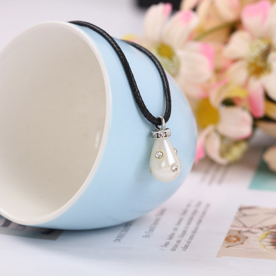 New fashion simple leather rope imitation pearl drop drill necklace diy women's pendant necklace manufacturers direct sales