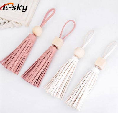 Handmade DIY PU leather fringe lovely simple wood leather litchi key chain pendant