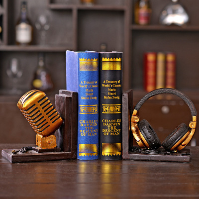 Creative resin arts and crafts home gifts headphone shaped book shop window accessories