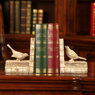 Creative American archaize bird bookstall bookstand model room decoration resin craft gift decoration!