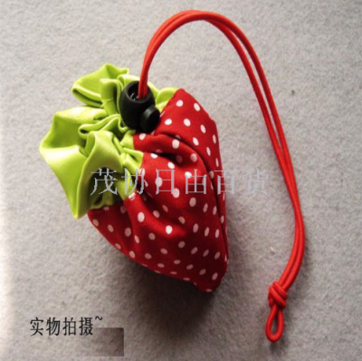 Creative strawberry shopping folding portable eco-friendly storage bag 210D polyester 190T